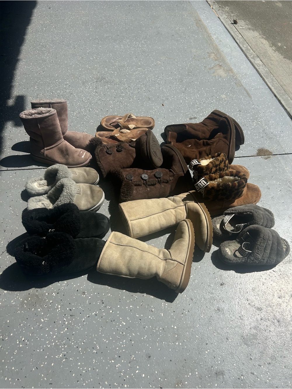 UGG Mixed Lot Of 9 Unisex Boots, Slippers, Sandals Cozy Winter Shoes Bundle Fair - Picture 3 of 4